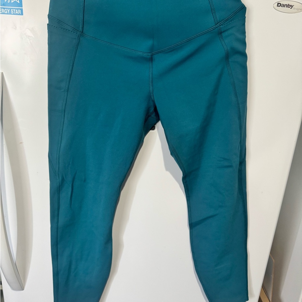 Lorna Jane crop leggings